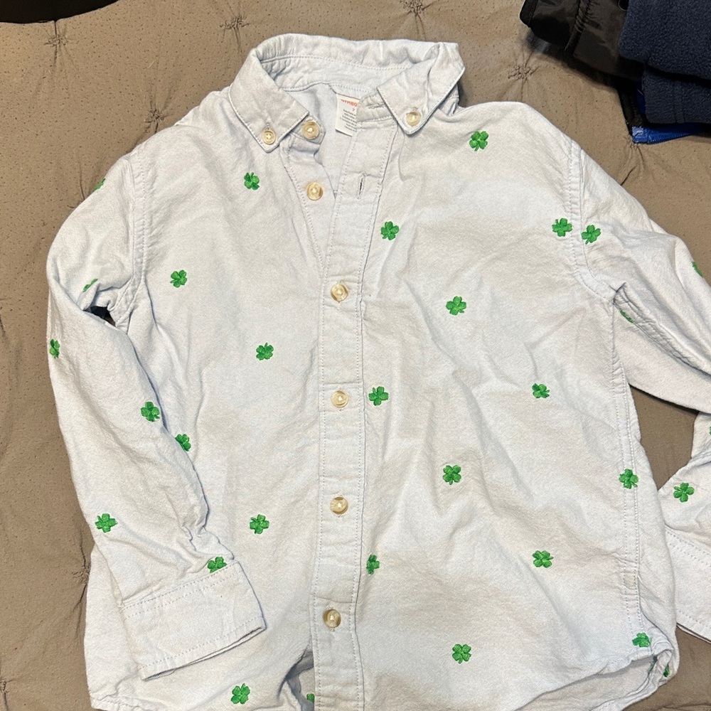 Boys button down Shirt with Green Clover Print 🍀